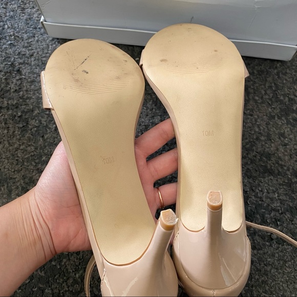 Steve Madden Sillly Patent nude Ankle Strap Sandals - Picture 7 of 7